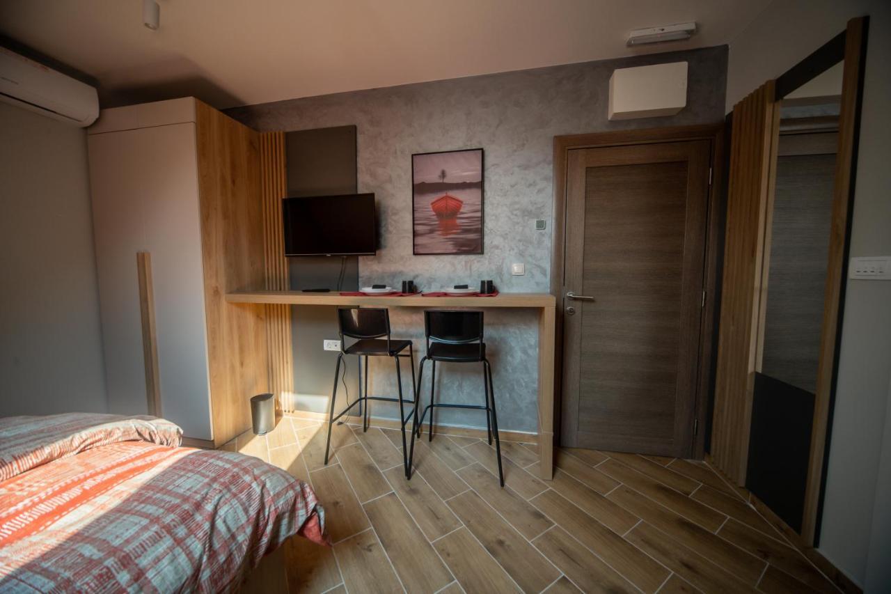Manoir Apartments City Center Novi Sad Exterior foto